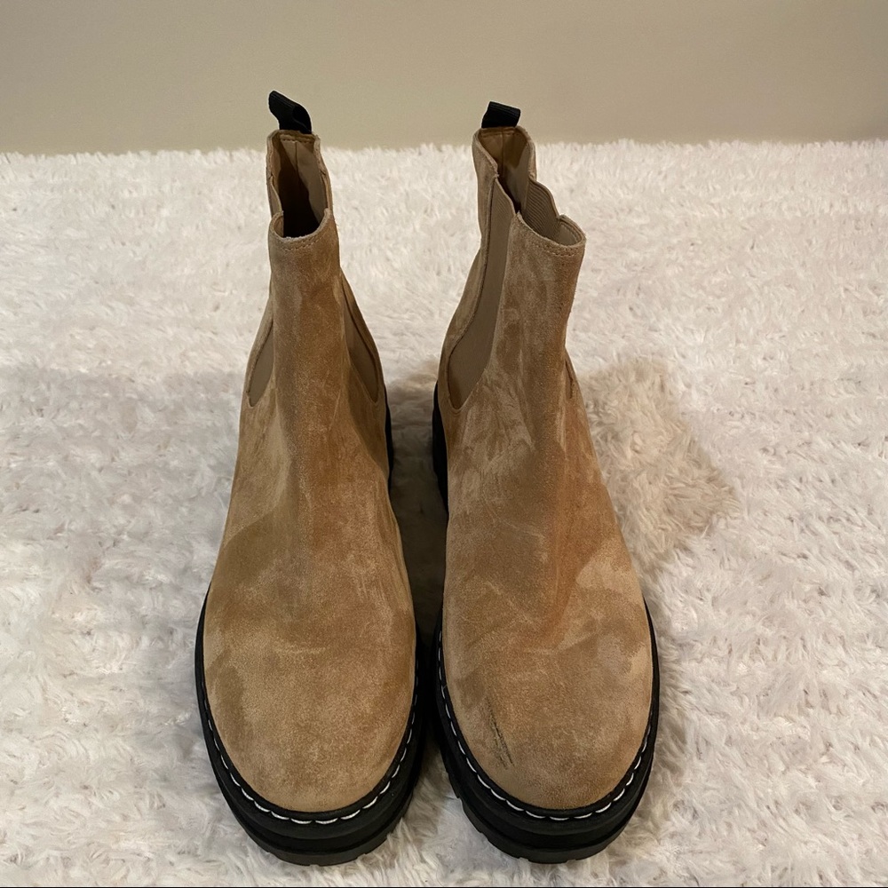 New! Marc Fisher Chelsea Lug Sole Boots - Picture 3 of 7